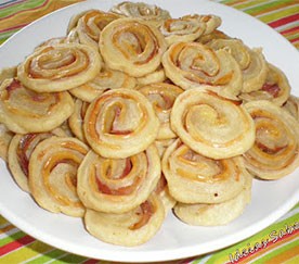 Folhados de Bacon com Queijo 